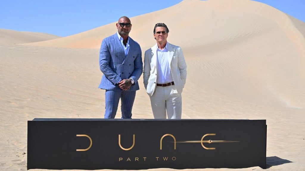 Dune Part Two Cast And Crew Explore Abu Dhabi's Desert Wonderland (1)