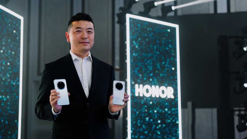 Honor Magic7 Pro Redefining Smartphone Technology In The Uaehonor Magic7 Pro Redefining Smartphone Technology In The Uae