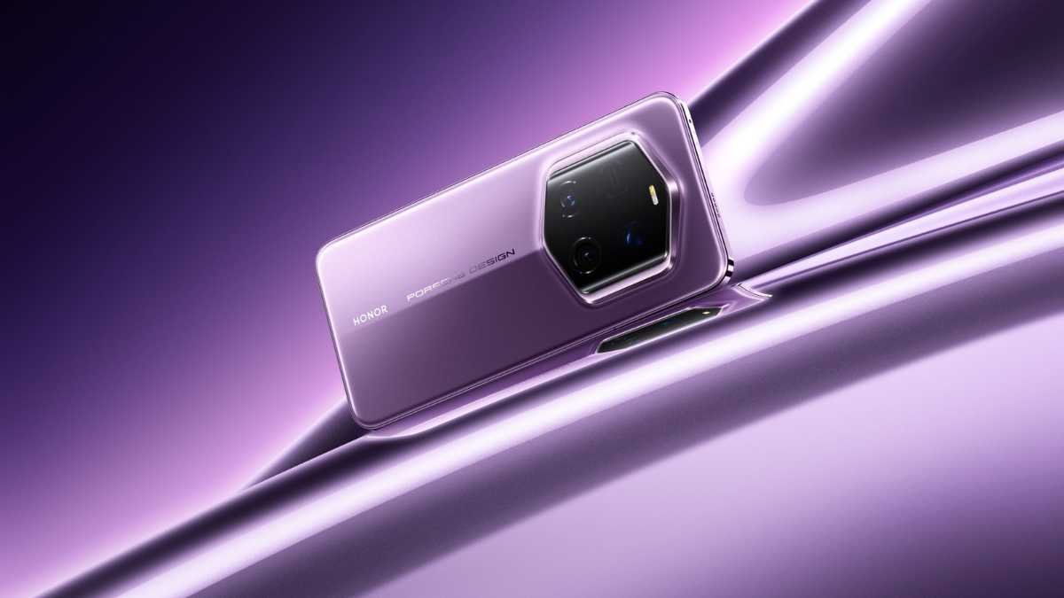 The Porsche Design Honor Magic7 Rsr